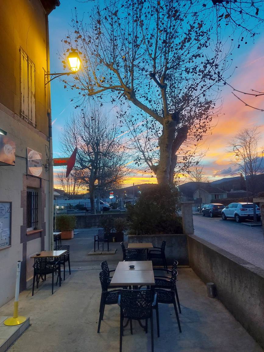 terrasse et coucher soleil
