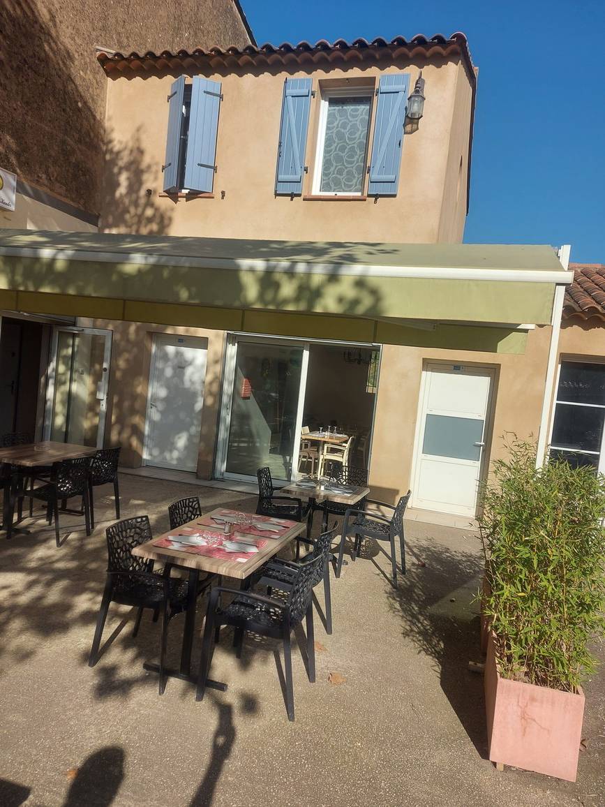accès salle resto